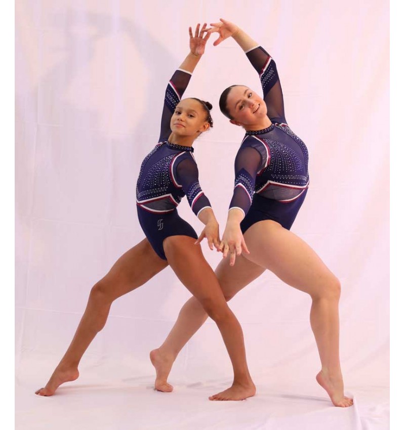 Justaucorps de gymnastique artistique Startner modèle Venise-03 bleu avec strass et manches longues en tulle.